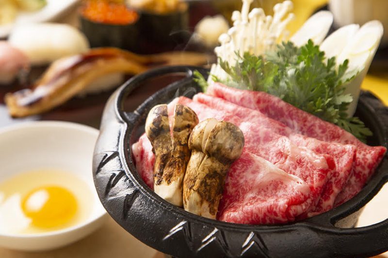 【期間限定】9月16日より　秋の味覚を愉しむ「神戸牛と松茸すき鍋会席」（9月16日～10月31日）